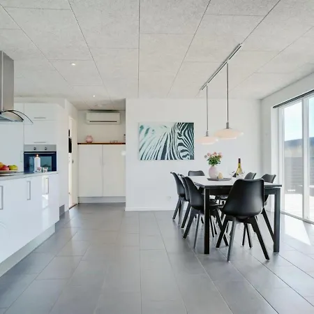 Ilfar - 700m From The Sea In Nw Jutland By Interhome *