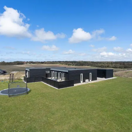 Holiday home Ilfar - 700m From The Sea In Nw Jutland By Interhome *